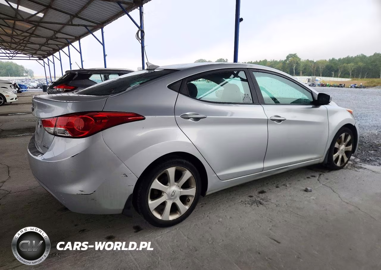 2013 Hyundai Elantra Limited VIN:5NPDH4AEXDH425987 - 3