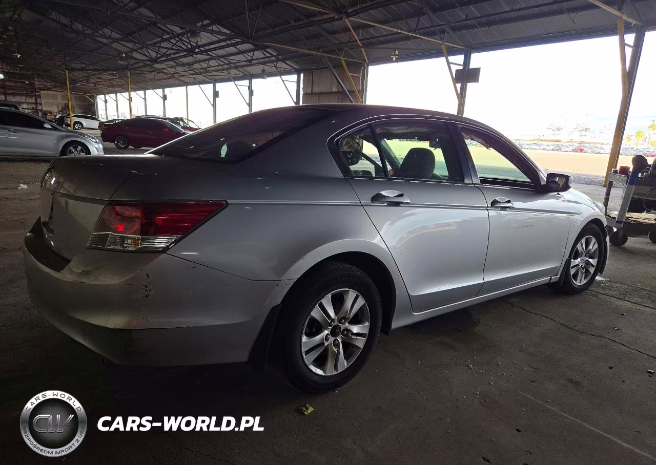2008 Honda Accord Lxp VIN:JHMCP26458C046575 - 3