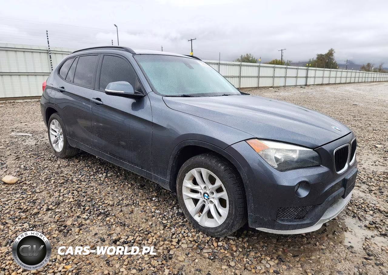 2015 BMW X1 xDrive28I VIN:WBAVL1C52FVY27646 - 4