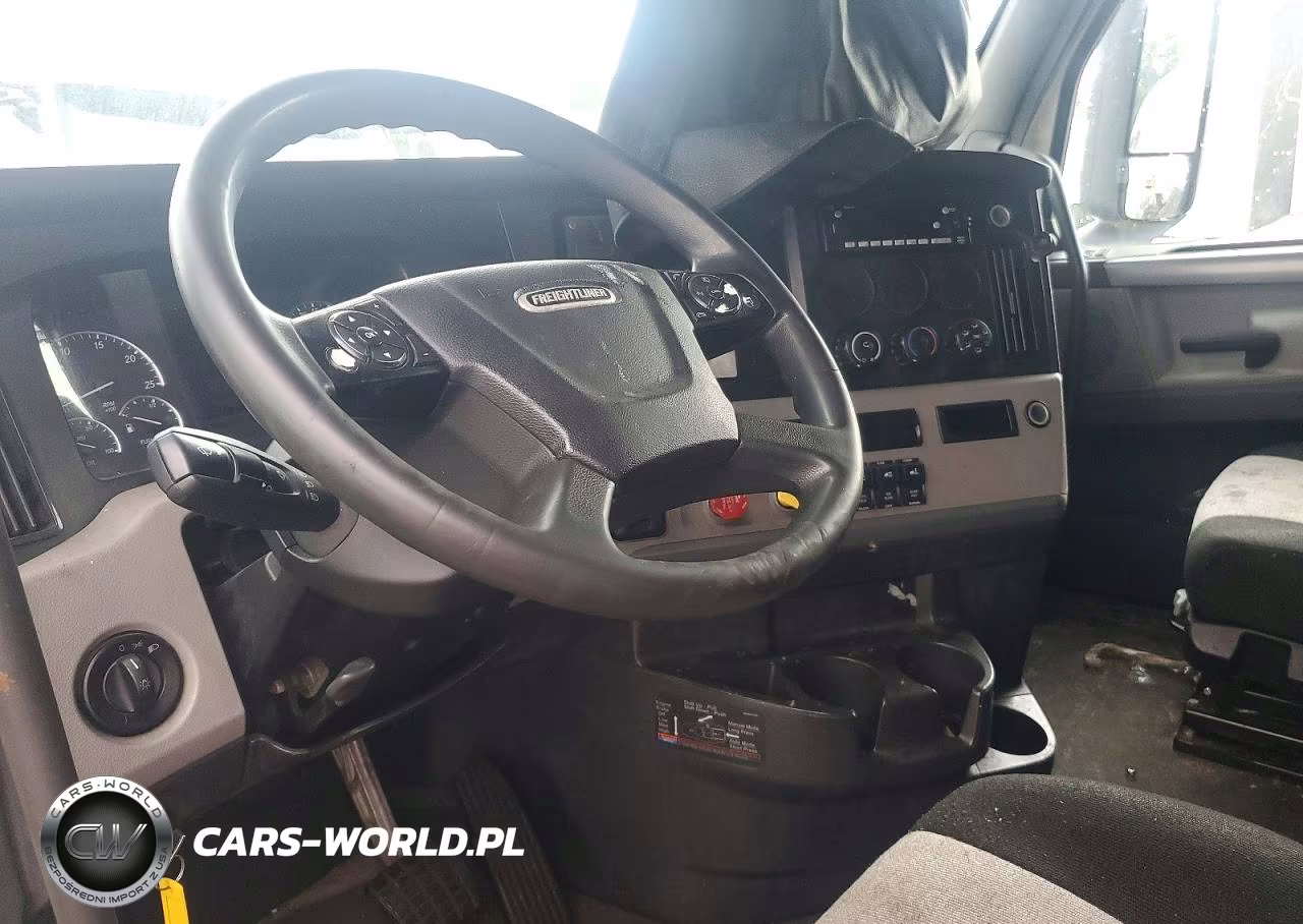 2019 Freightliner Cascadia 126 Semi Truck VIN:3AKJHHDR1KSKF0555 - 8