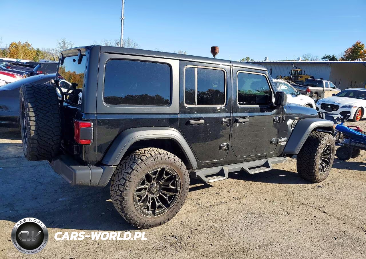 2019 Jeep Wrangler Unlimited Sport VIN:1C4HJXDG2KW613673 - 3