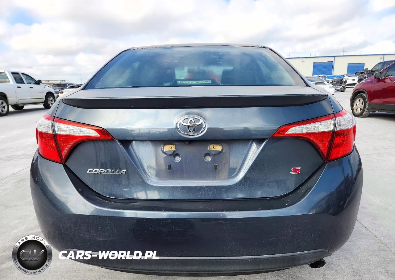2015 Toyota Corolla S Plus VIN:5YFBURHE9FP303357 - 6