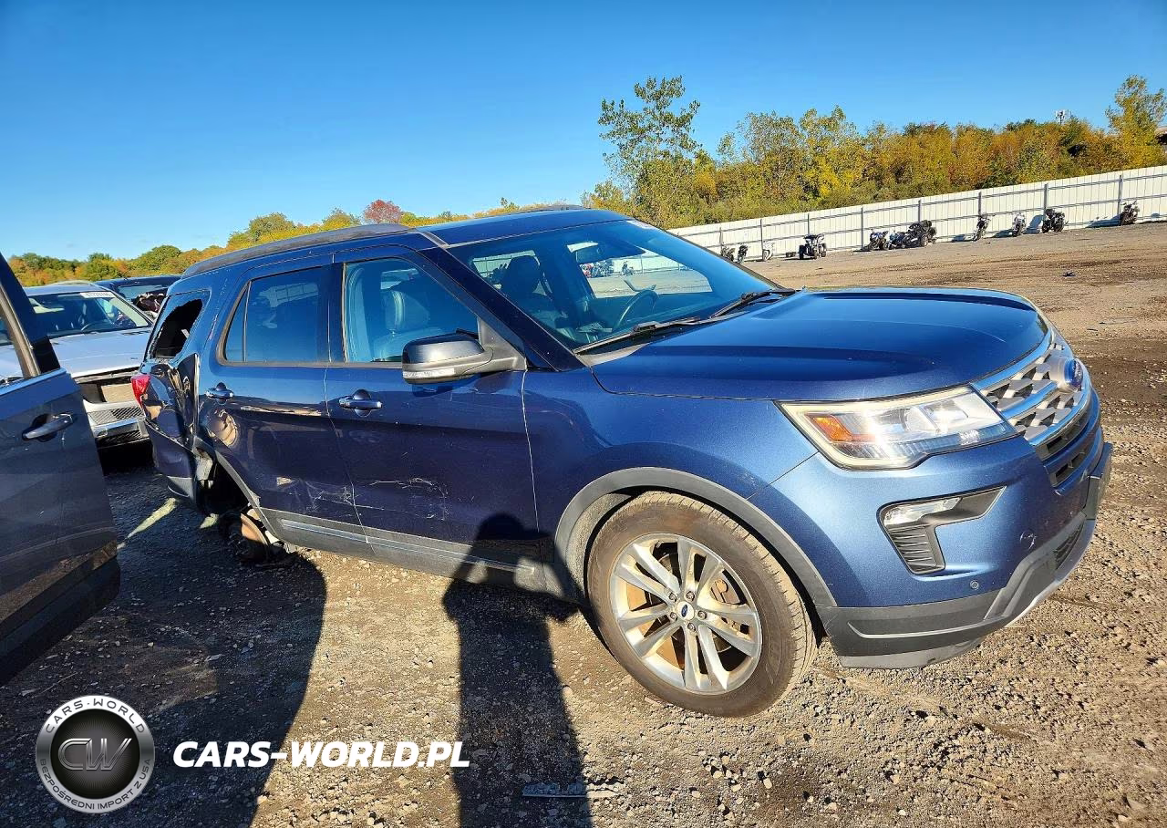 2018 Ford Explorer Xlt VIN:1FM5K8D82JGB61937 - 4