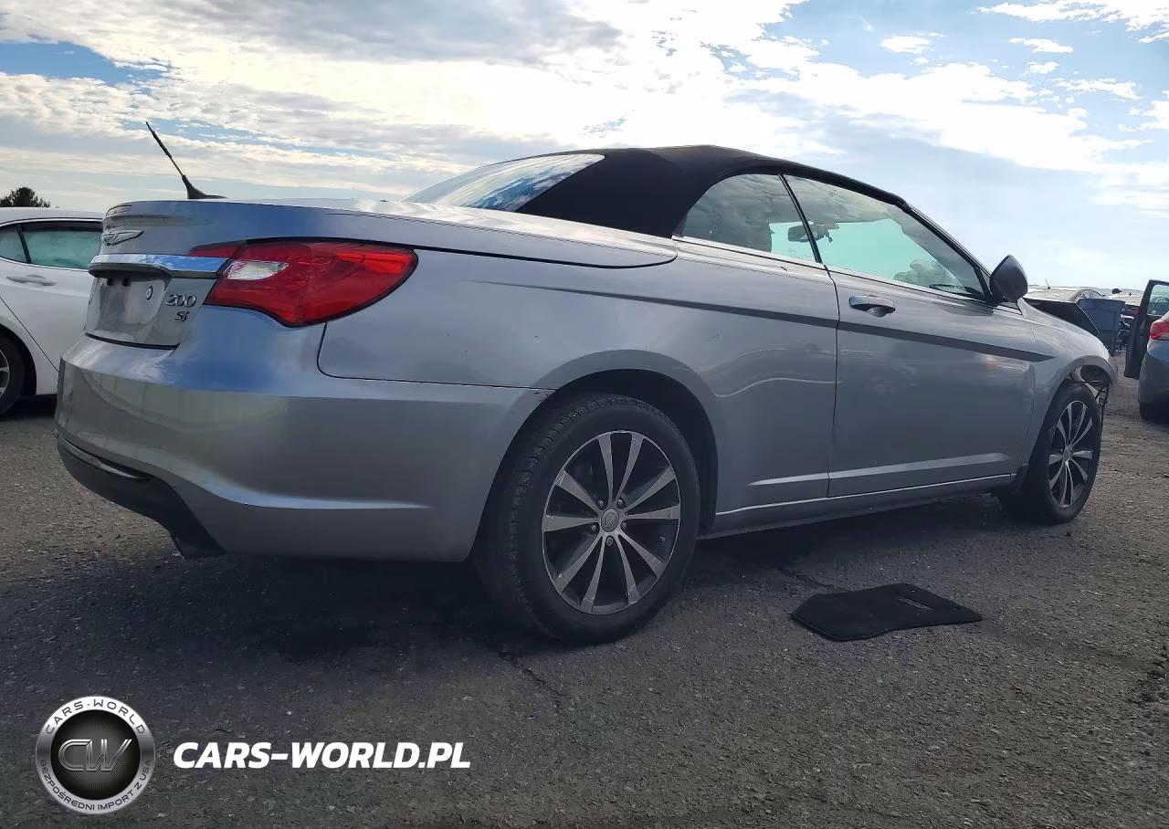 2014 Chrysler 200 S VIN:1C3BCBGG4EN135172 - 3