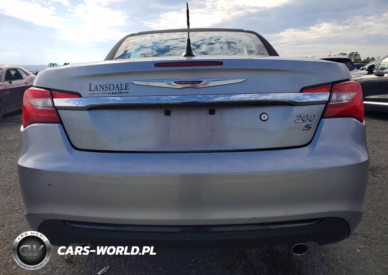 2014 Chrysler 200 S VIN:1C3BCBGG4EN135172 - 6