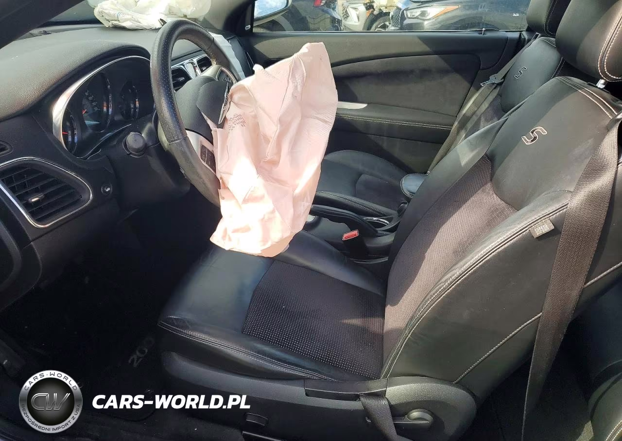 2014 Chrysler 200 S VIN:1C3BCBGG4EN135172 - 7