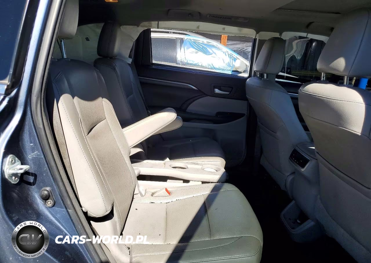 2018 Toyota Highlander Limited VIN:5TDDZRFH1JS859850 - 10