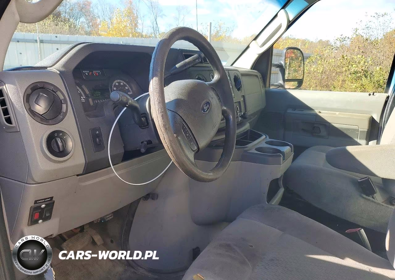 2015 Ford Econoline E350 Super Duty Cutaway Van VIN:1FDWE3FL5FDA12933 - 8