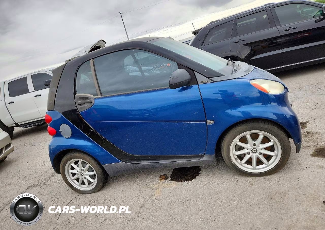 2009 Smart Fortwo Pure VIN:WMEEJ31X99K232843 - 3