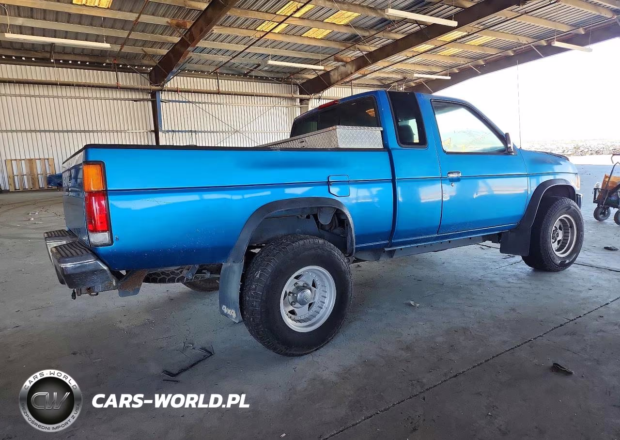 1996 Nissan Truck Xe VIN:1N6SD16Y0TC304316 - 3