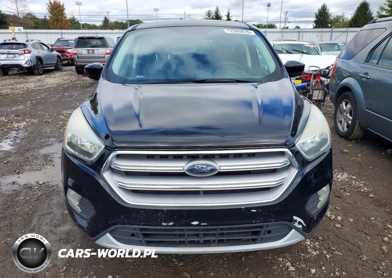 2017 Ford Escape Se VIN:1FMCU9G94HUB04212 - 5