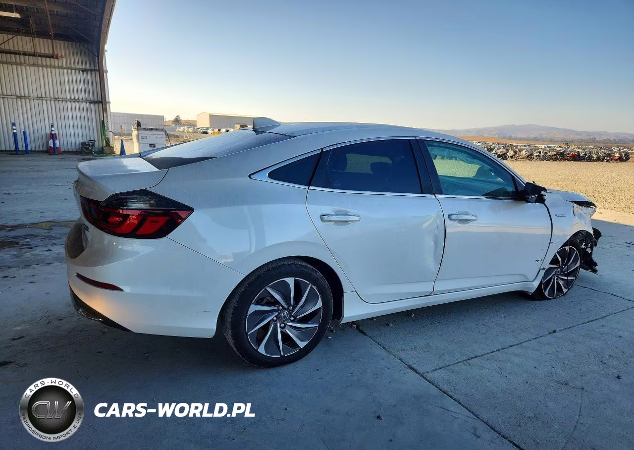 2019 Honda Insight Touring VIN:19XZE4F99KE012762 - 3