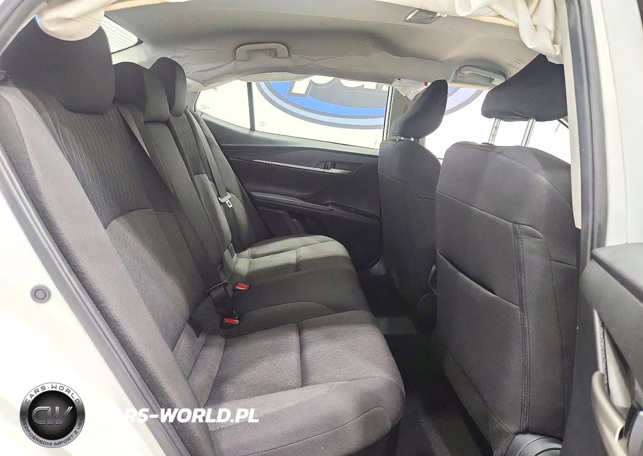 2025 Toyota Camry Le VIN:4T1DAACK7SU556055 - 10