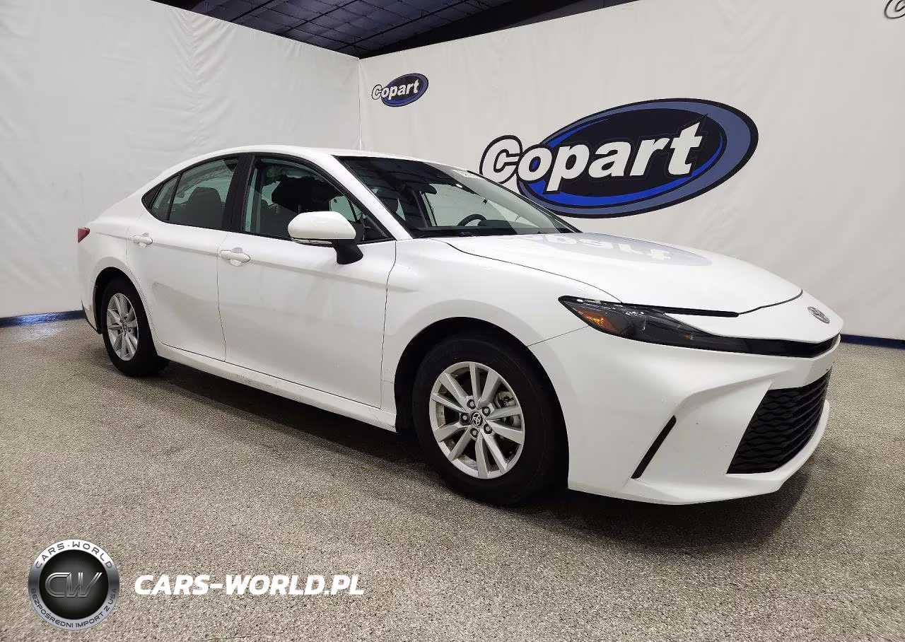 2025 Toyota Camry Le VIN:4T1DAACK7SU556055 - 4