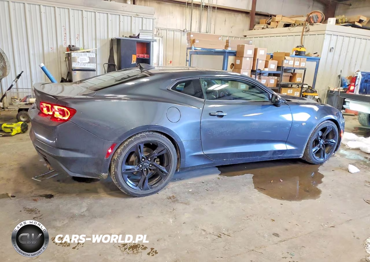 2021 Chevrolet Camaro Ls VIN:1G1FB1RXXM0137407 - 3