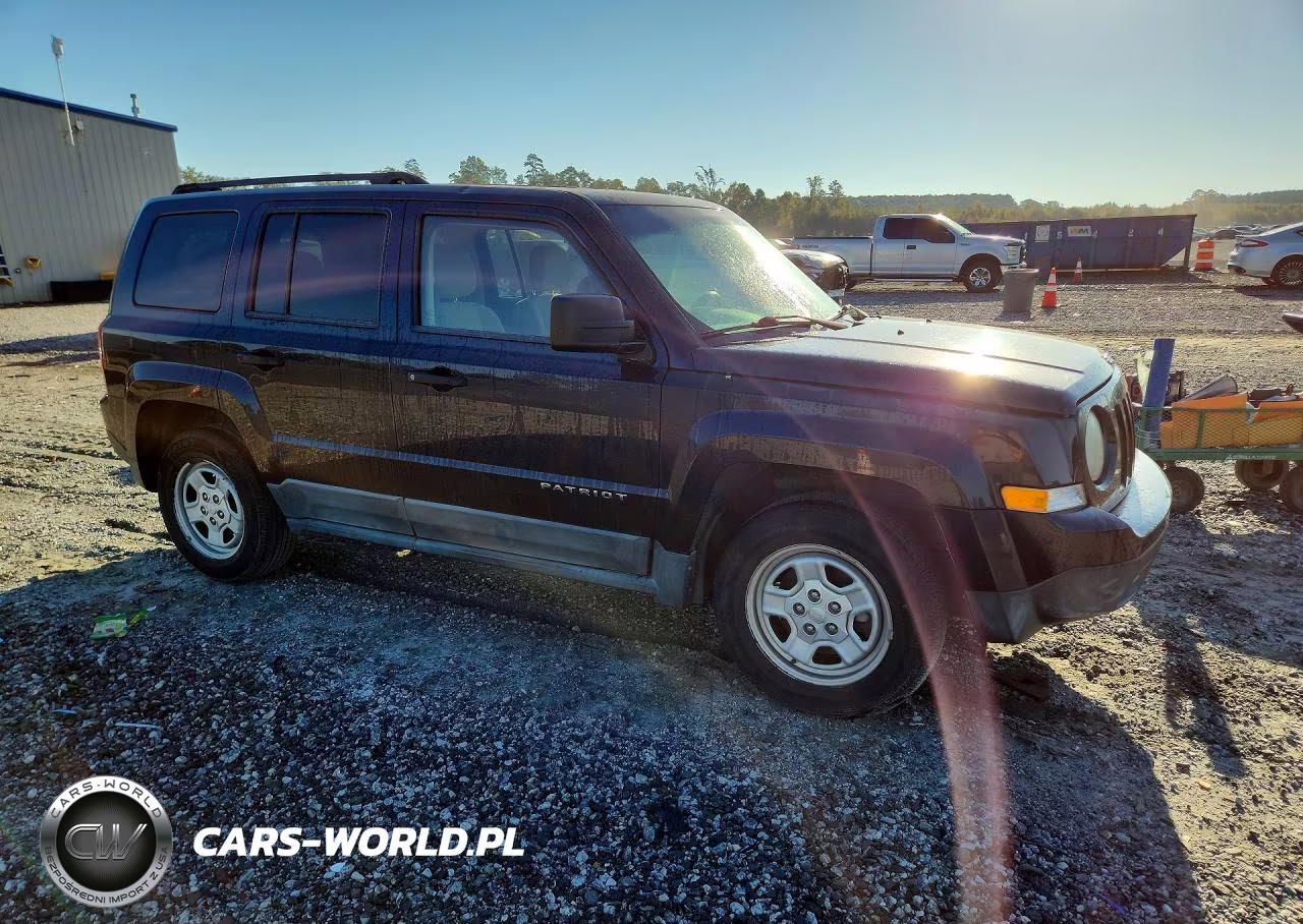 2011 Jeep Patriot Sport VIN:1J4NT1GAXBD208300 - 4
