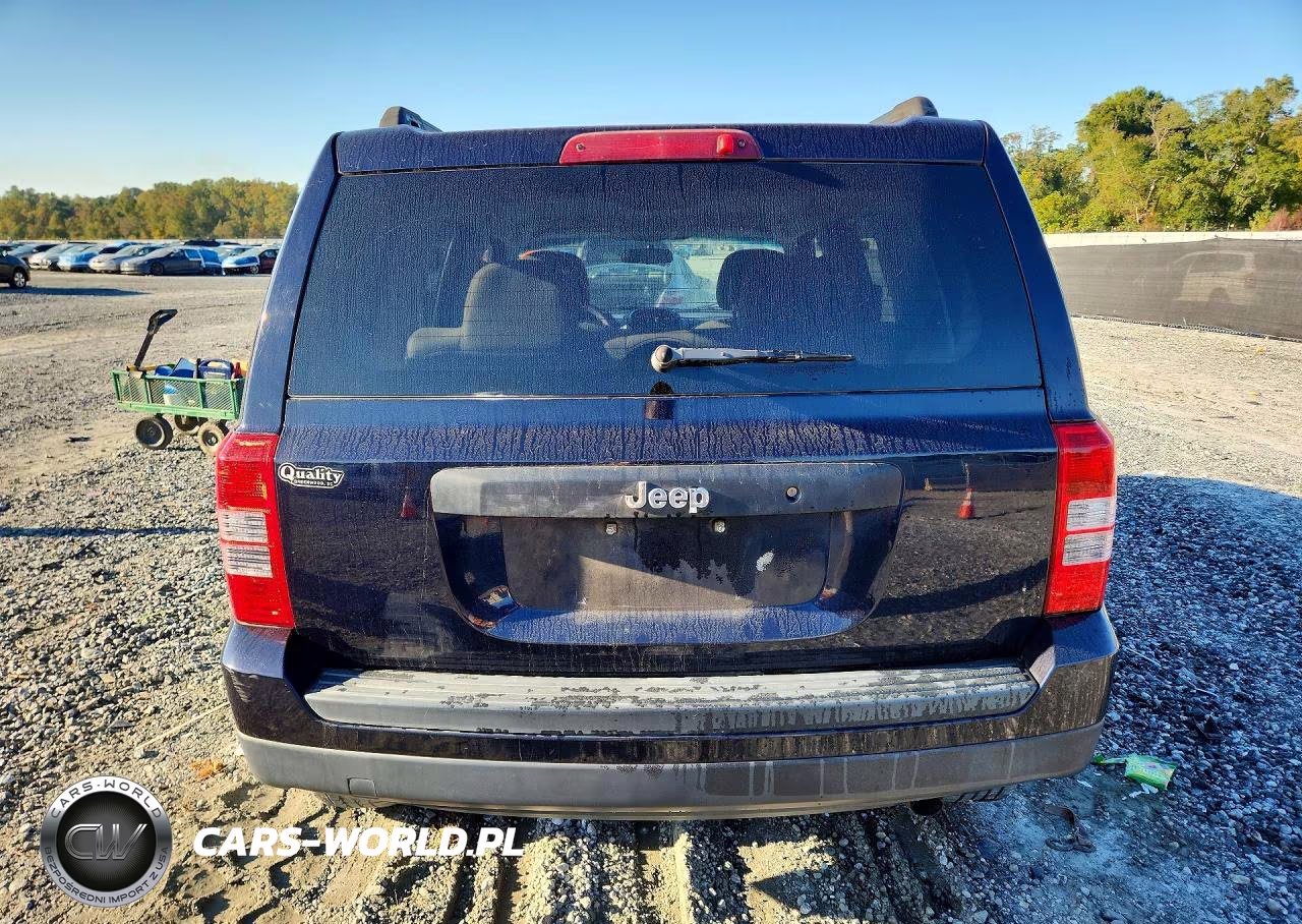 2011 Jeep Patriot Sport VIN:1J4NT1GAXBD208300 - 6