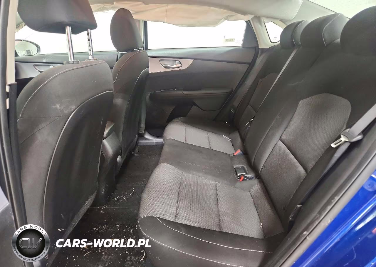 2024 Kia Forte Lxs VIN:3KPF24AD8RE743202 - 10