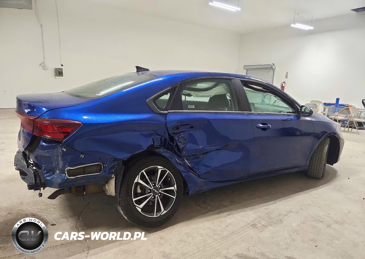 2024 Kia Forte Lxs VIN:3KPF24AD8RE743202 - 3