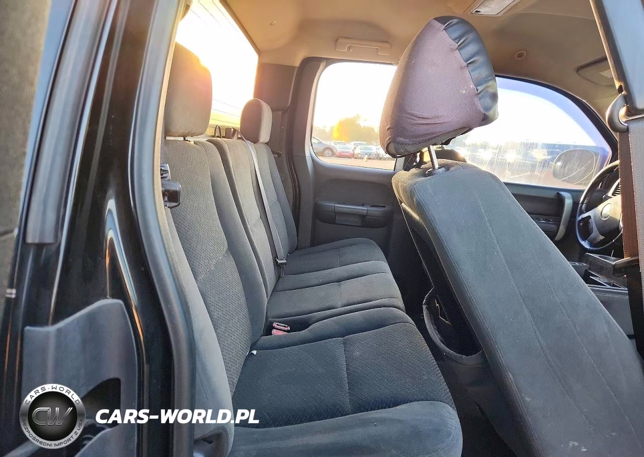 2008 Chevrolet Silverado C1500 VIN:1GCEC19JX8Z239206 - 10