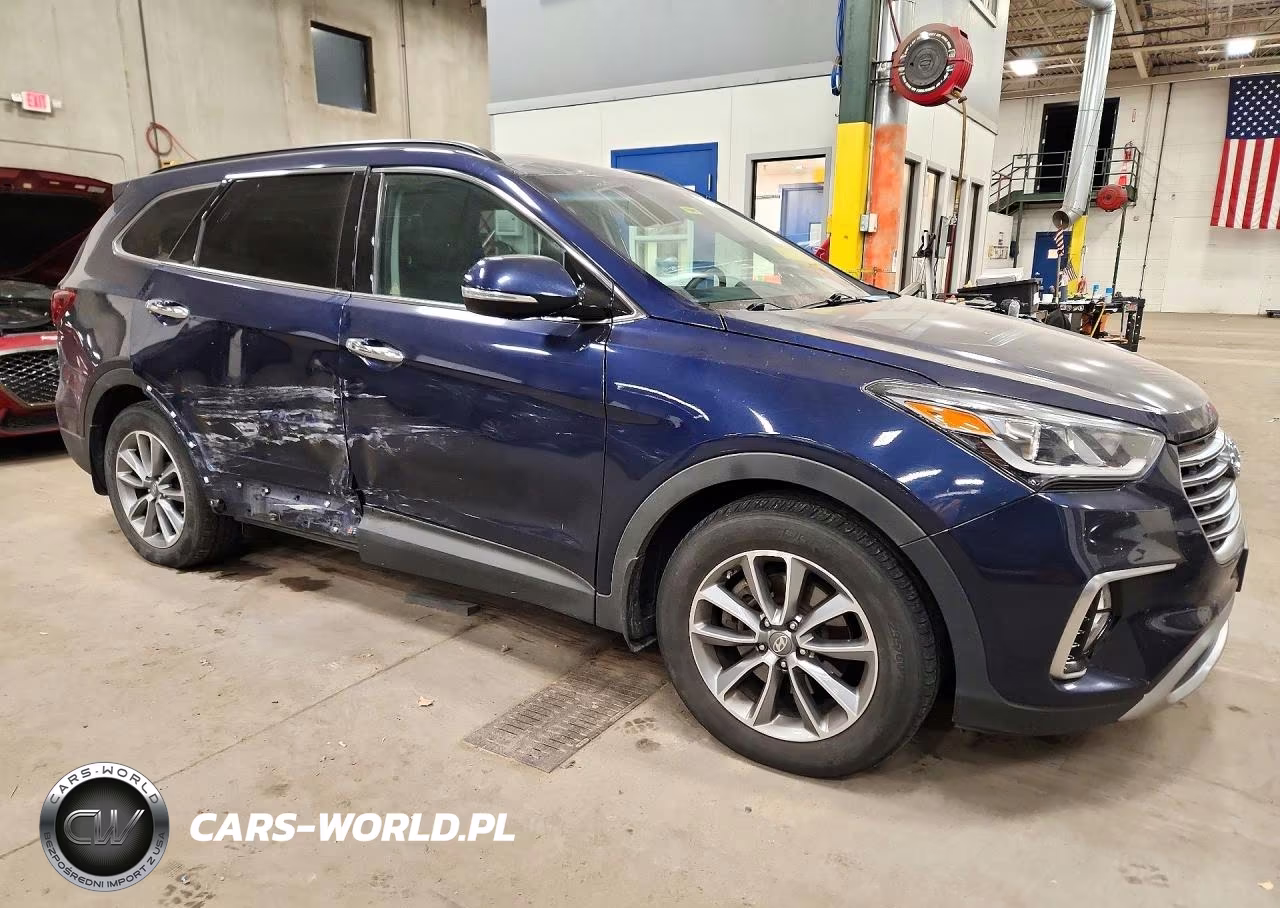 2018 Hyundai Santa Fe Se VIN:KM8SNDHF4JU260840 - 4