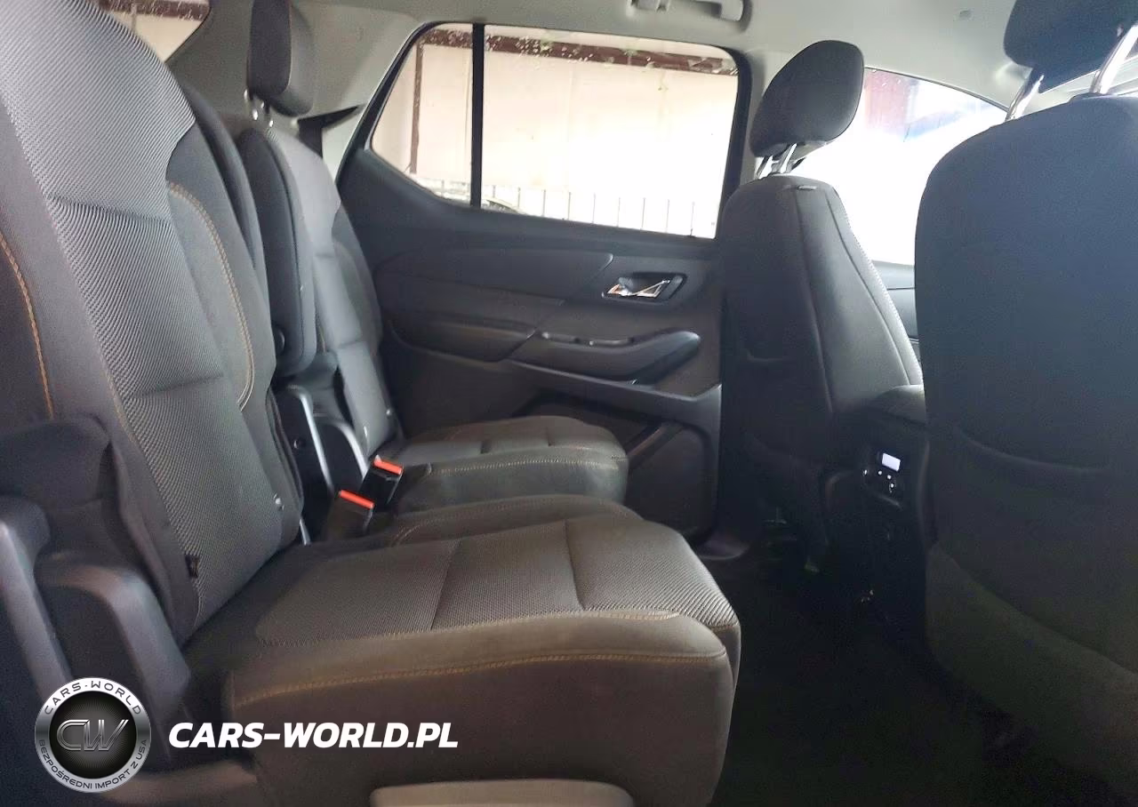 2018 Chevrolet Traverse Lt VIN:1GNERGKW2JJ169803 - 11