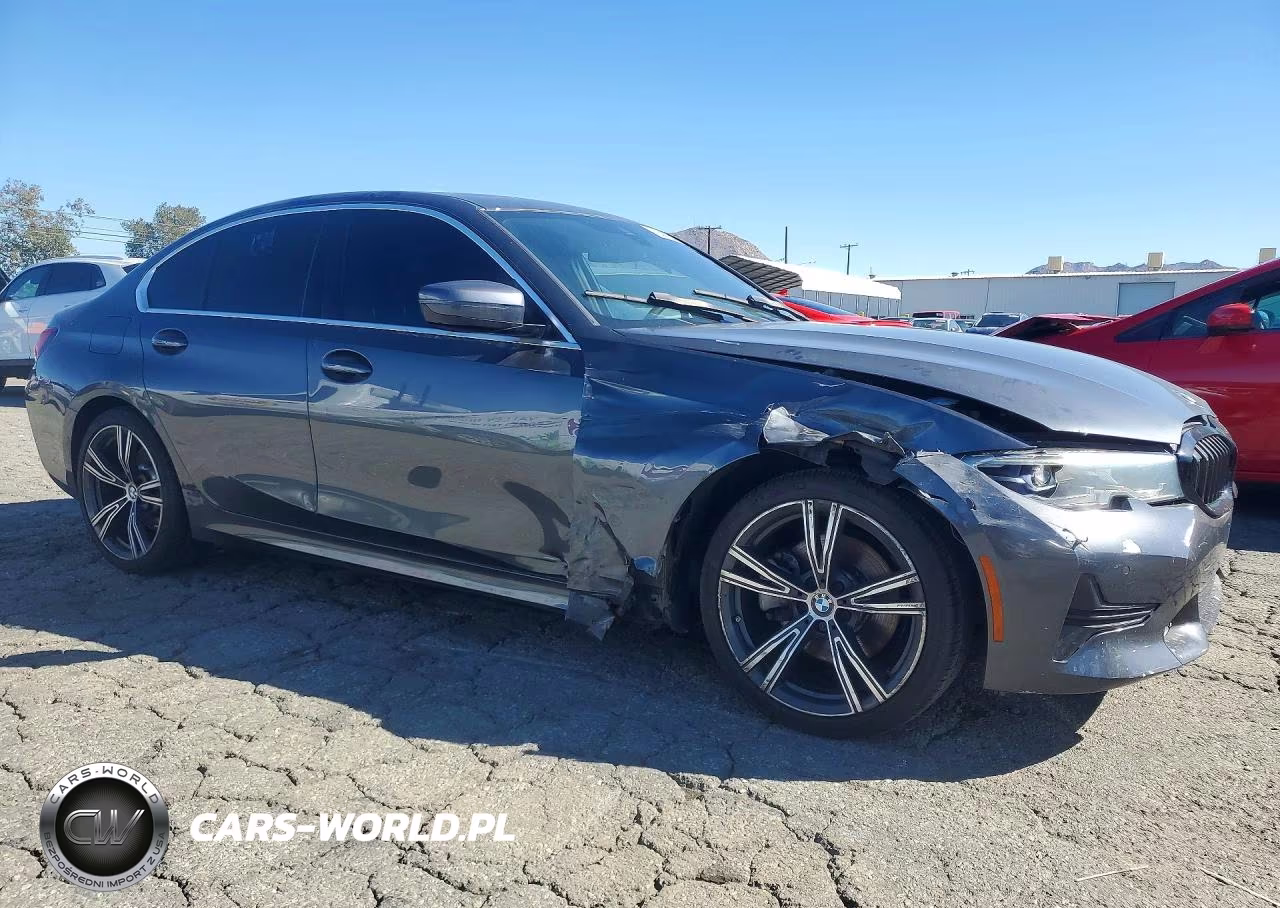 2021 BMW 330I VIN:3MW5R1J09M8B70284 - 4