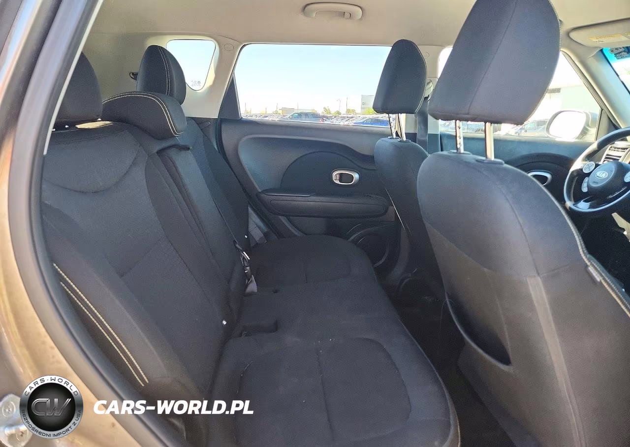 2014 Kia Soul + VIN:KNDJP3A57E7008770 - 10