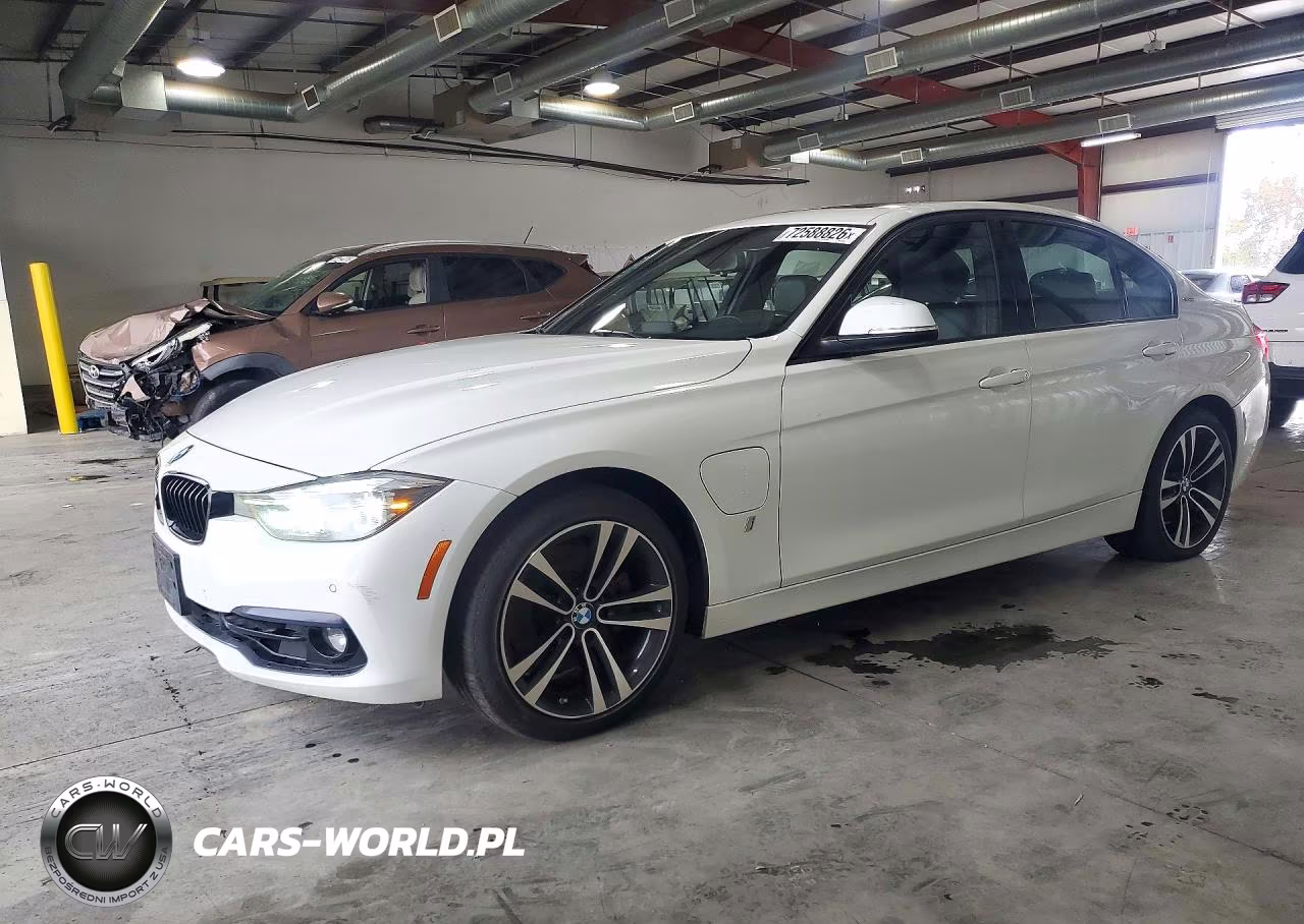 2018 BMW 330E VIN:WBA8E1C53JA179998 - 1