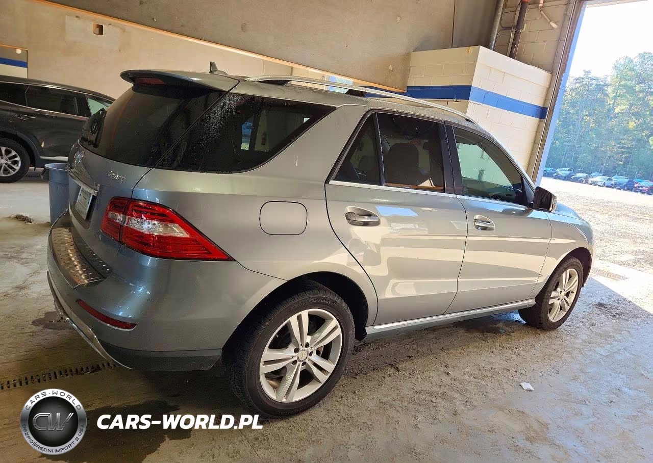 2015 Mercedes-Benz Ml 350 4Matic VIN:4JGDA5HB0FA528928 - 3