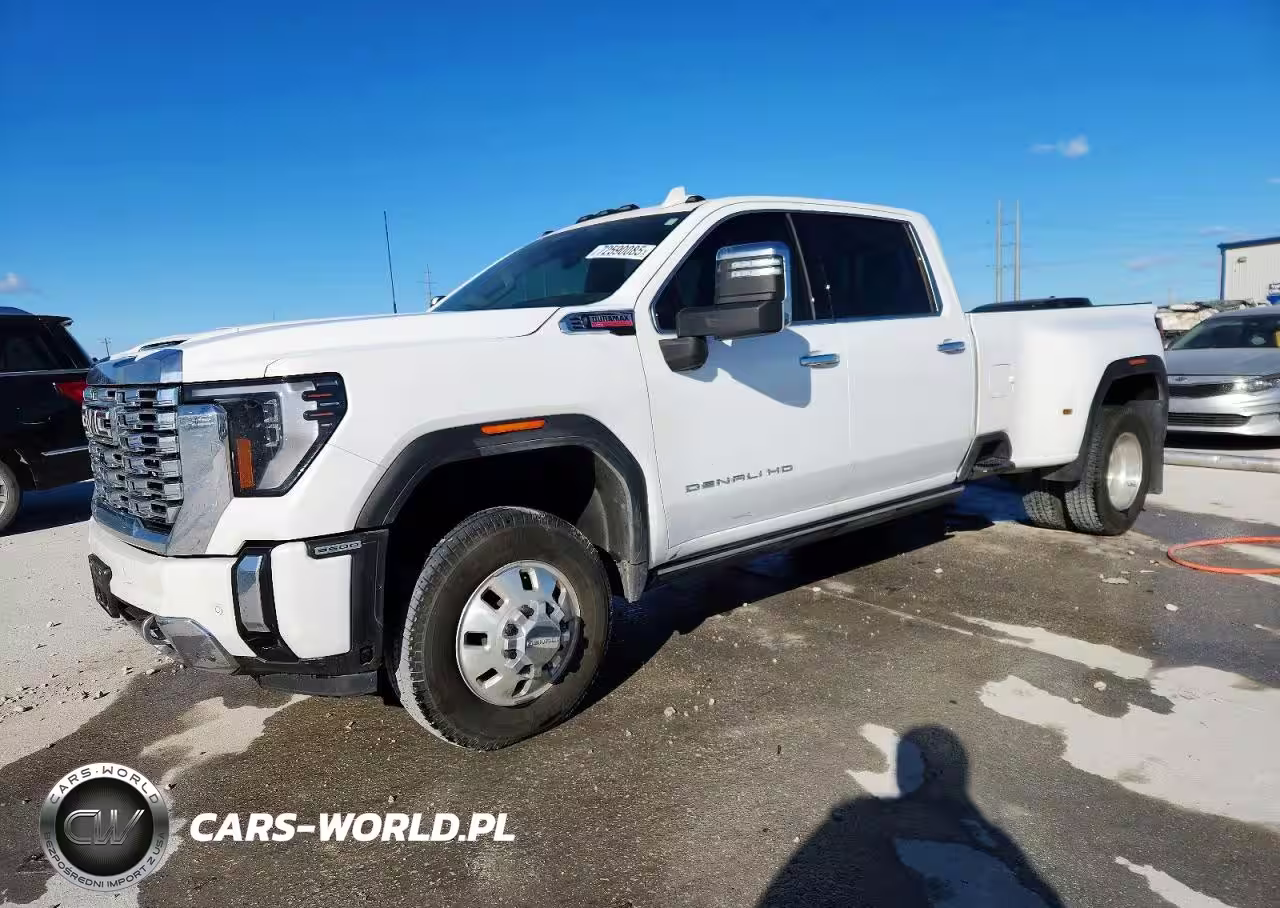 2025 GMC Sierra K3500 Denali