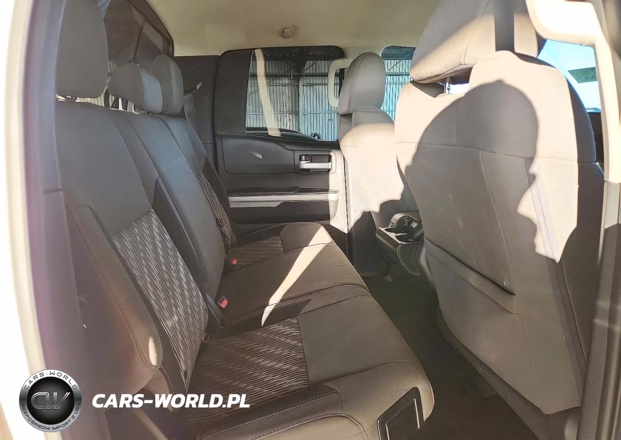2018 Toyota Tundra Sr5 VIN:5TFUY5F18JX770057 - 10