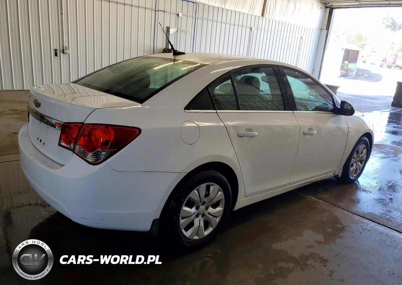 2012 Chevrolet Cruze Ls VIN:1G1PC5SH3C7406123 - 3