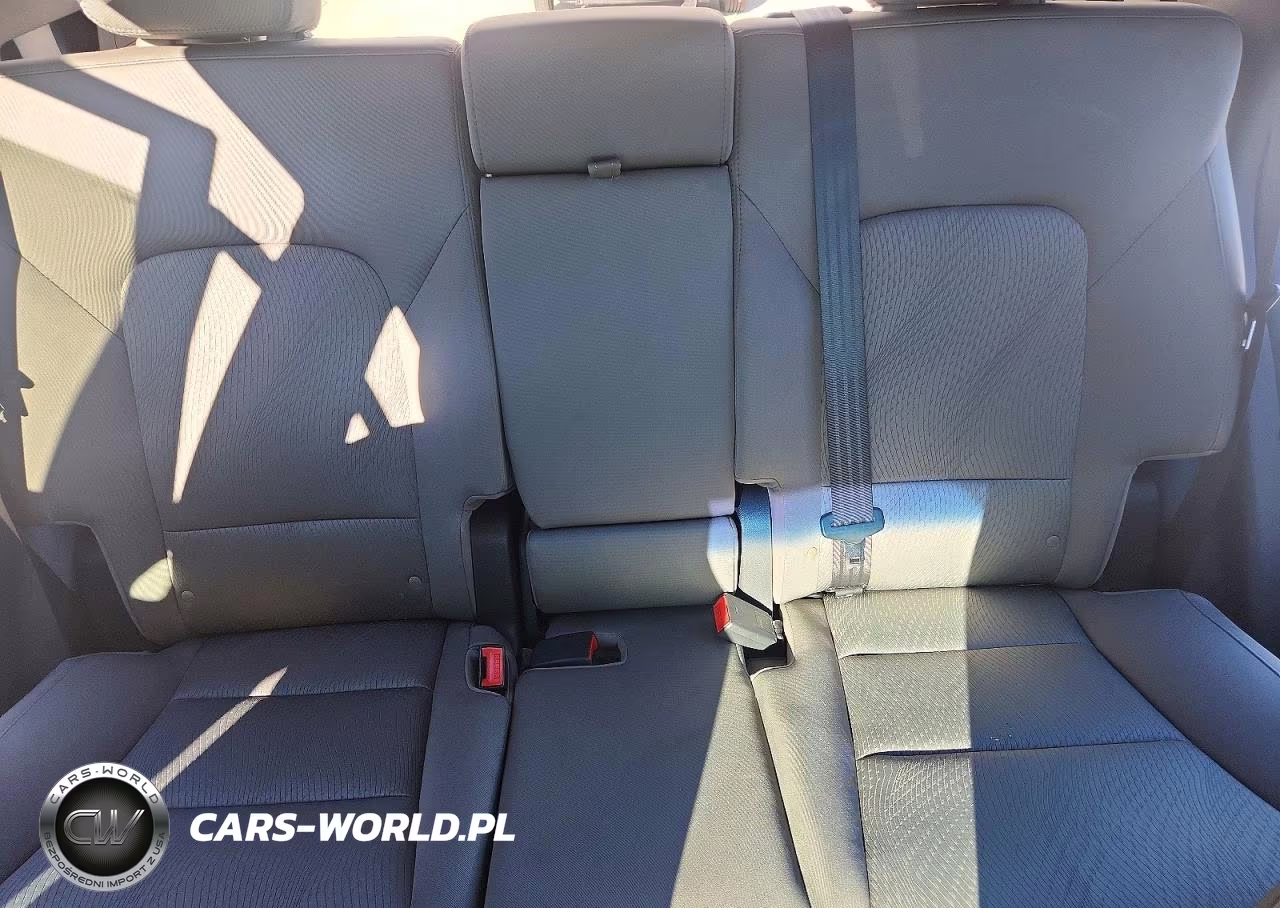 2014 Hyundai Santa Fe Sport 2.4L VIN:5XYZU3LB5EG187943 - 10
