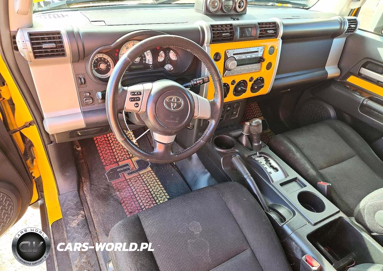 2007 Toyota Fj Cruiser Base VIN:JTEBU11F970058300 - 8