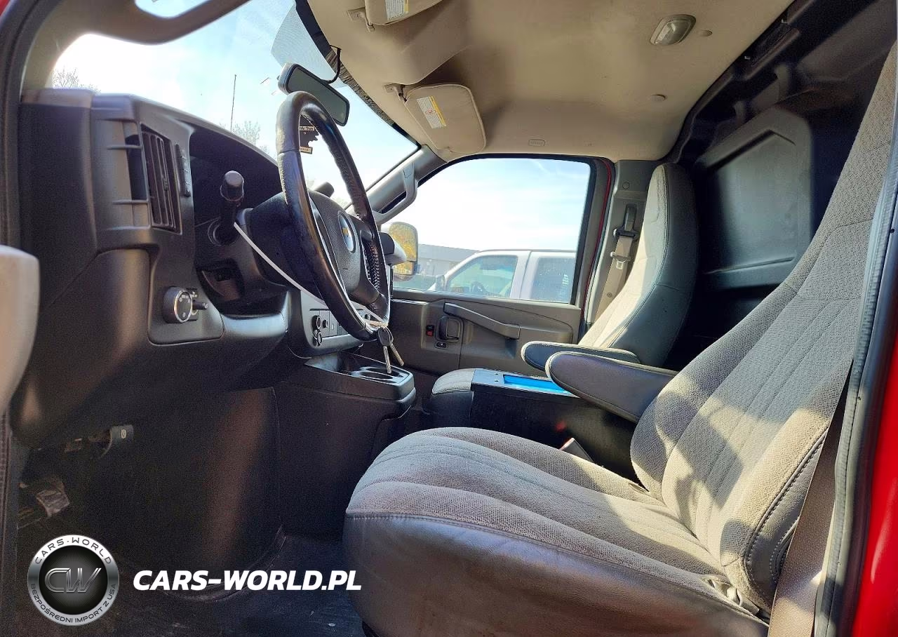 2022 Chevrolet Express G3500 VIN:1GCZGGF79N1158709 - 7