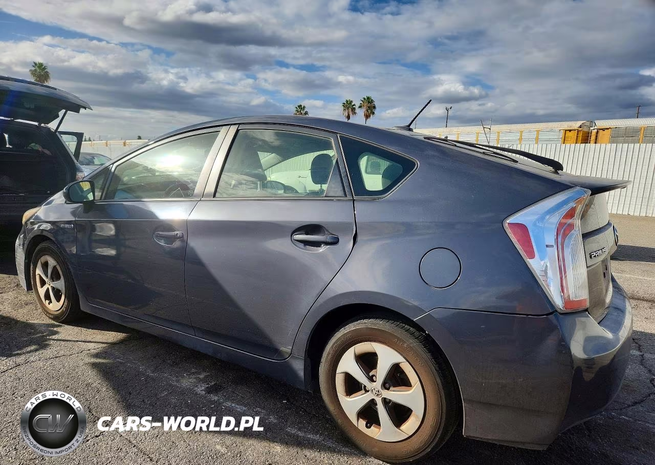 2014 Toyota Prius Three VIN:JTDKN3DU3E1776195 - 2