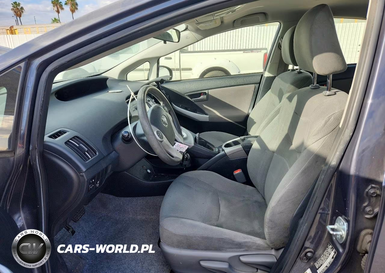 2014 Toyota Prius Three VIN:JTDKN3DU3E1776195 - 7