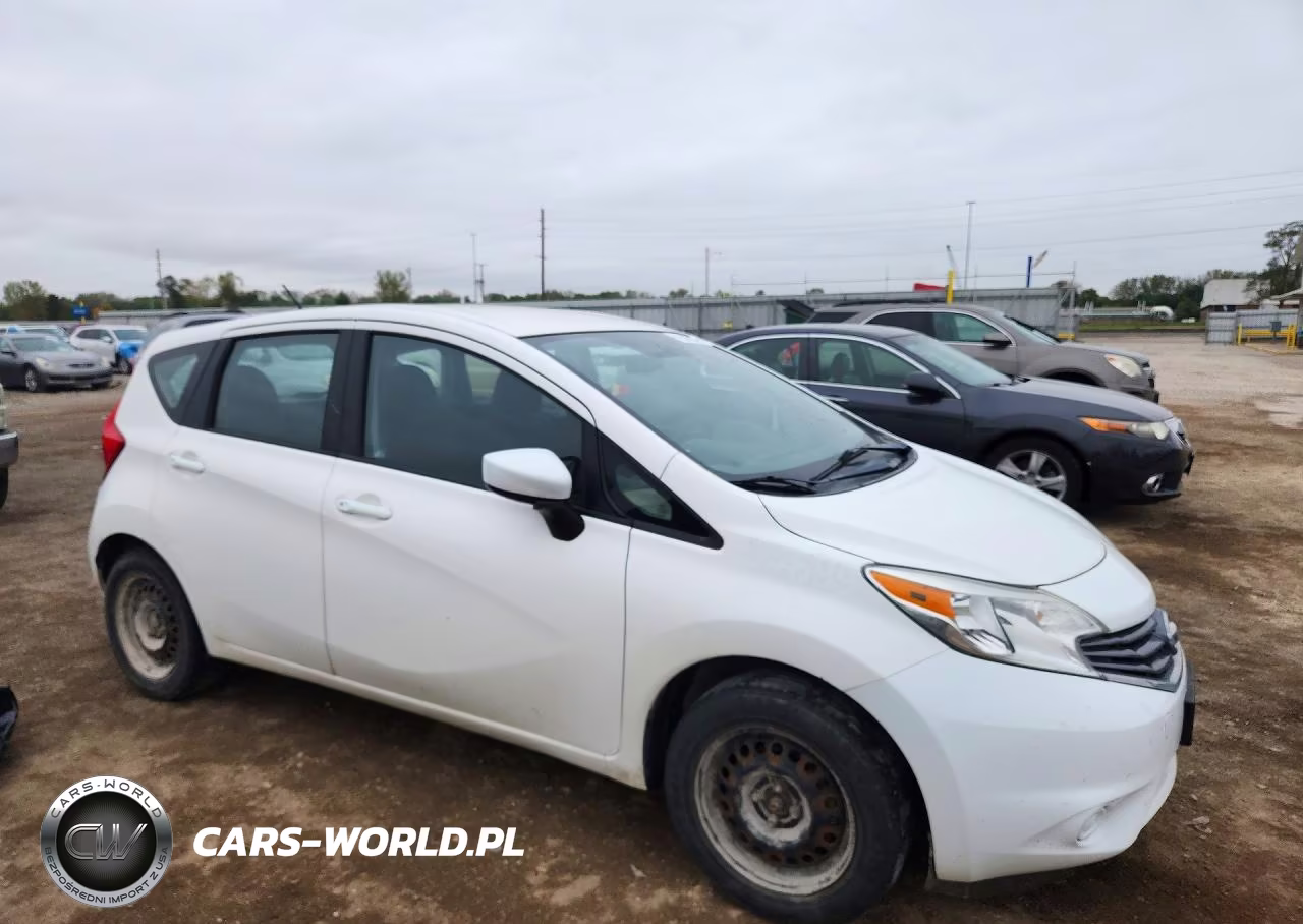 2016 Nissan Versa Note S Plus VIN:3N1CE2CP2GL409572 - 4