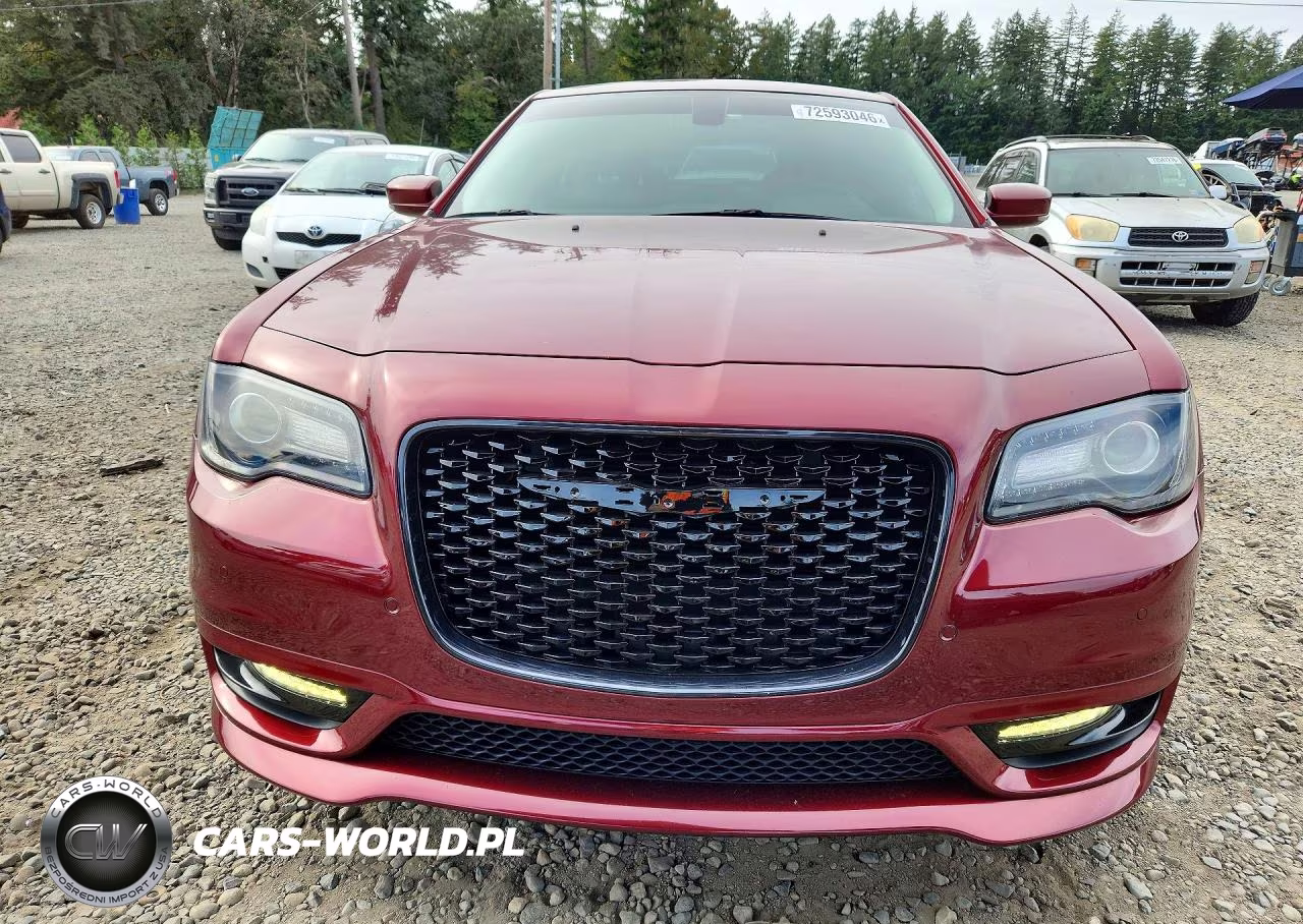 2021 Chrysler 300 Touring VIN:2C3CCAAG3MH609353 - 5