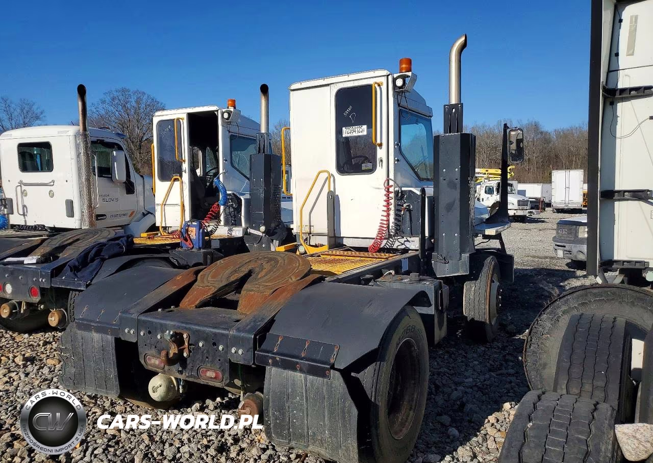 2018 Klhy Ottawa - Yard Truck VIN:SN349211 - 4