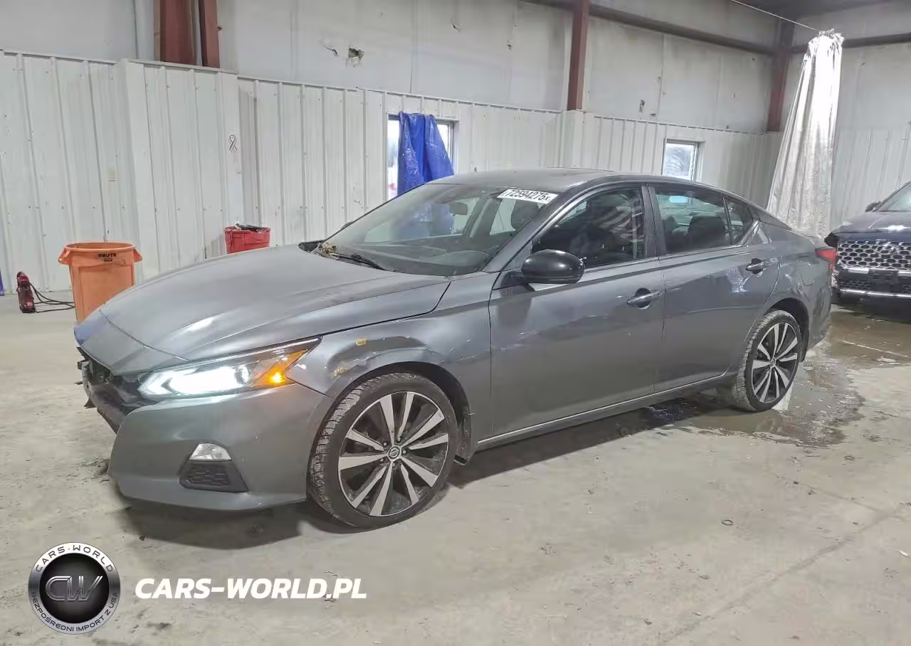 2021 Nissan Altima Sr