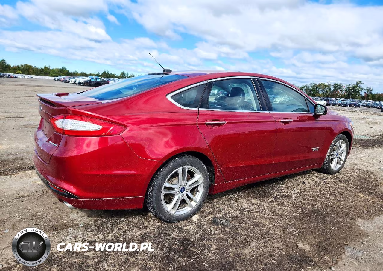 2015 Ford Fusion Titanium Phev VIN:3FA6P0SU7FR251408 - 3