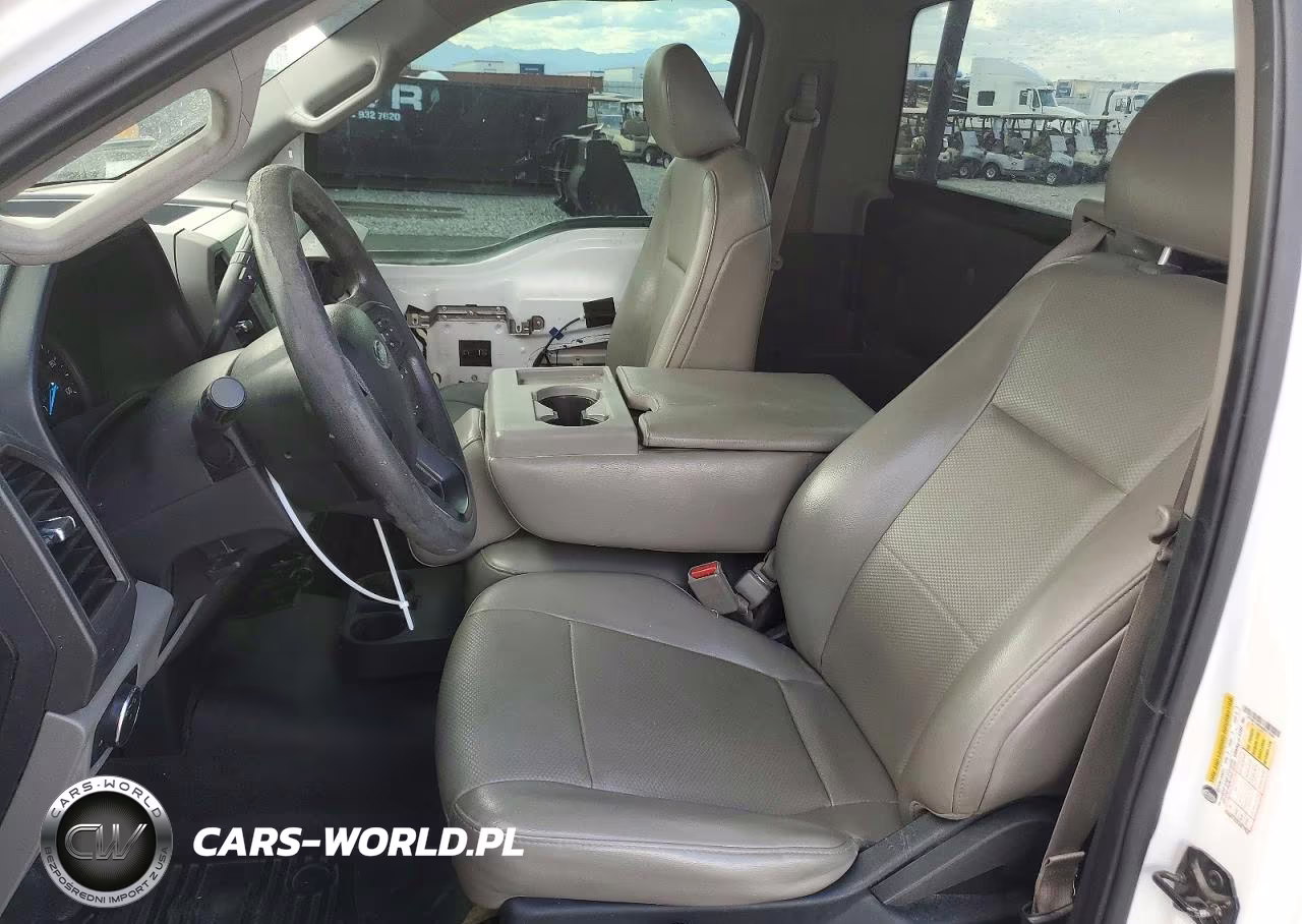 2017 Ford F250 Super Duty VIN:1FTBF2A65HEB23040 - 10
