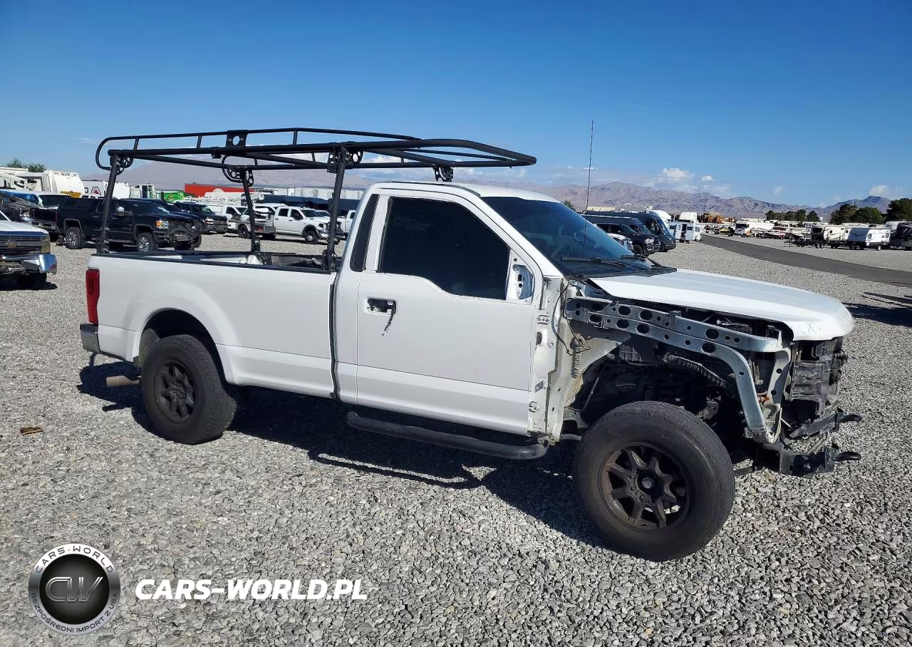 2017 Ford F250 Super Duty VIN:1FTBF2A65HEB23040 - 4