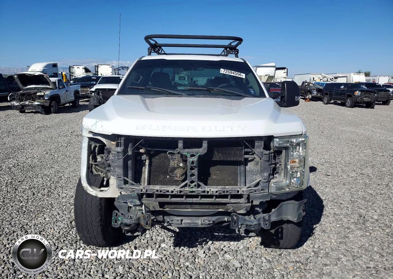 2017 Ford F250 Super Duty VIN:1FTBF2A65HEB23040 - 5