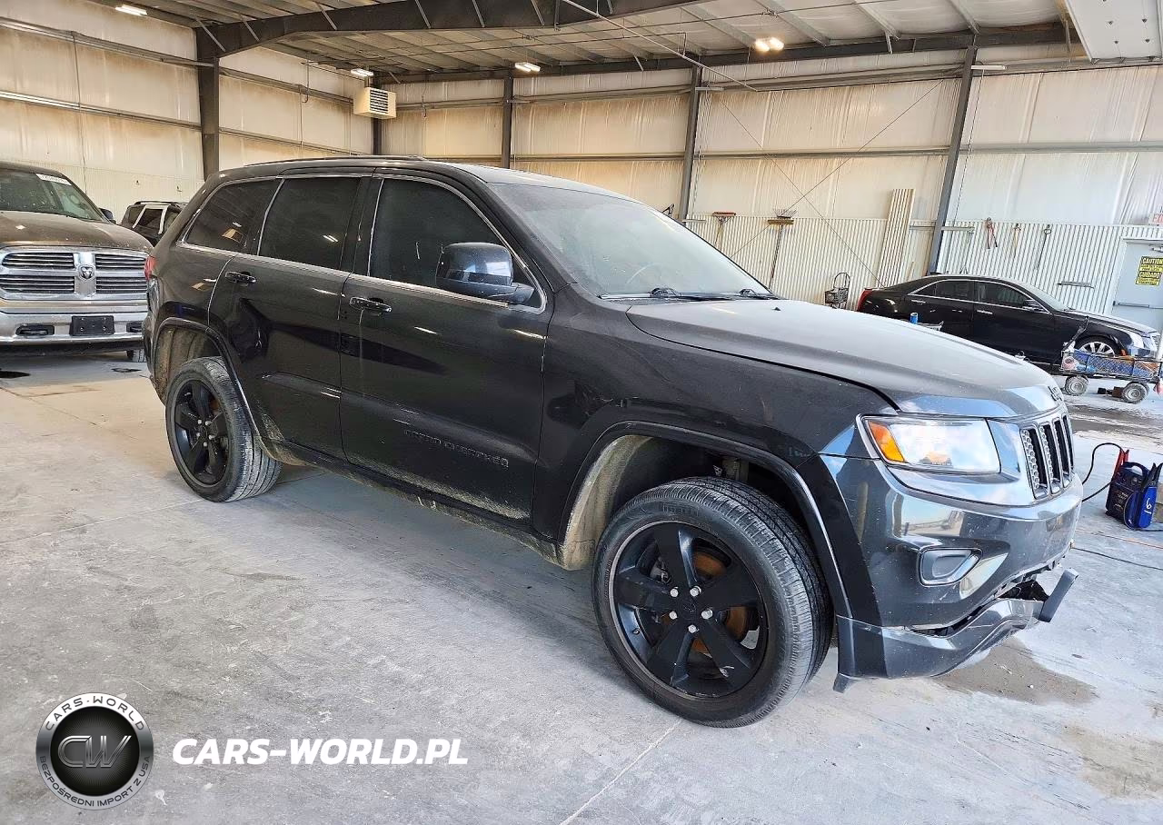 2014 Jeep Grand Cherokee Laredo VIN:1C4RJFAG5EC490086 - 4