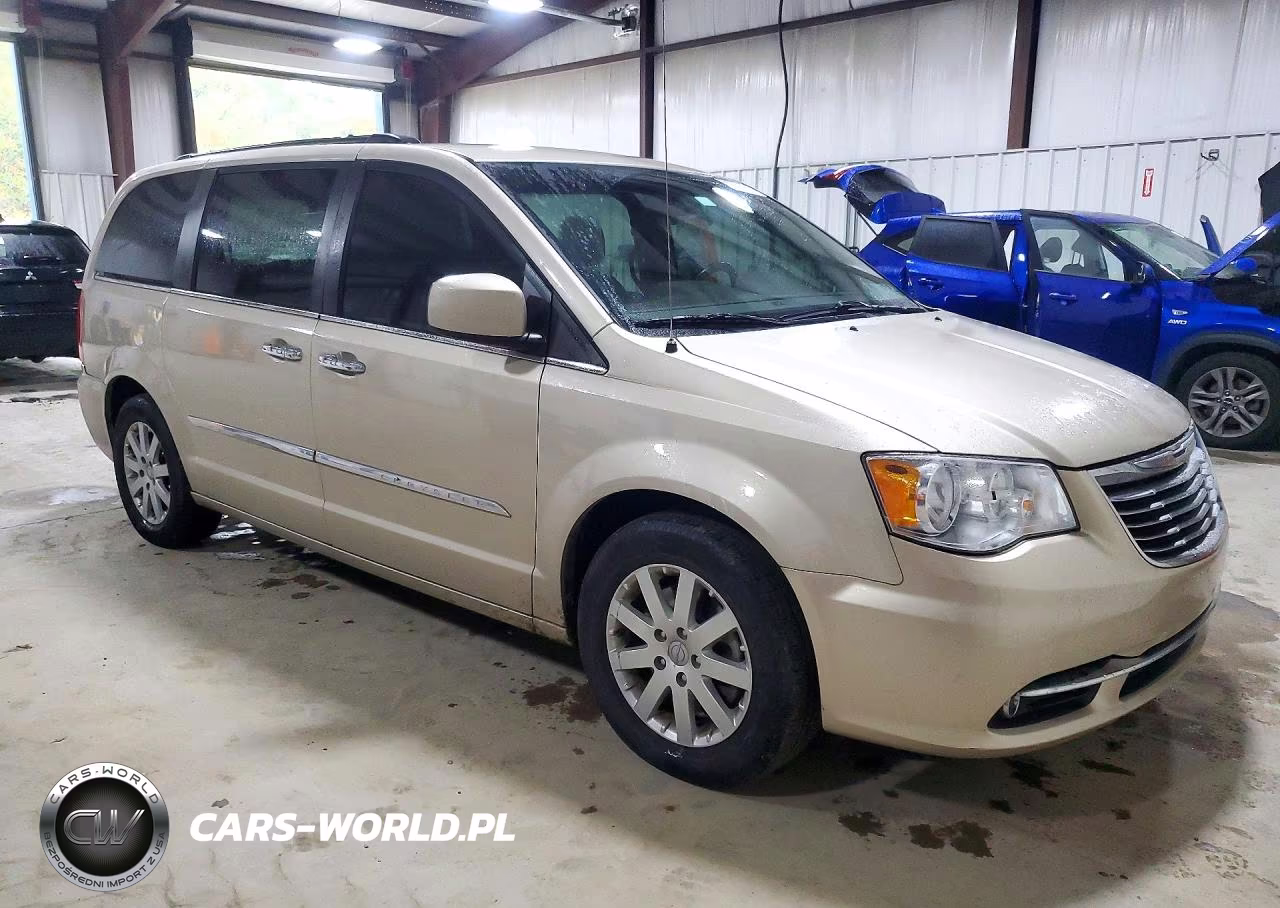 2016 Chrysler Town & Country Touring VIN:2C4RC1BG0GR121707 - 4