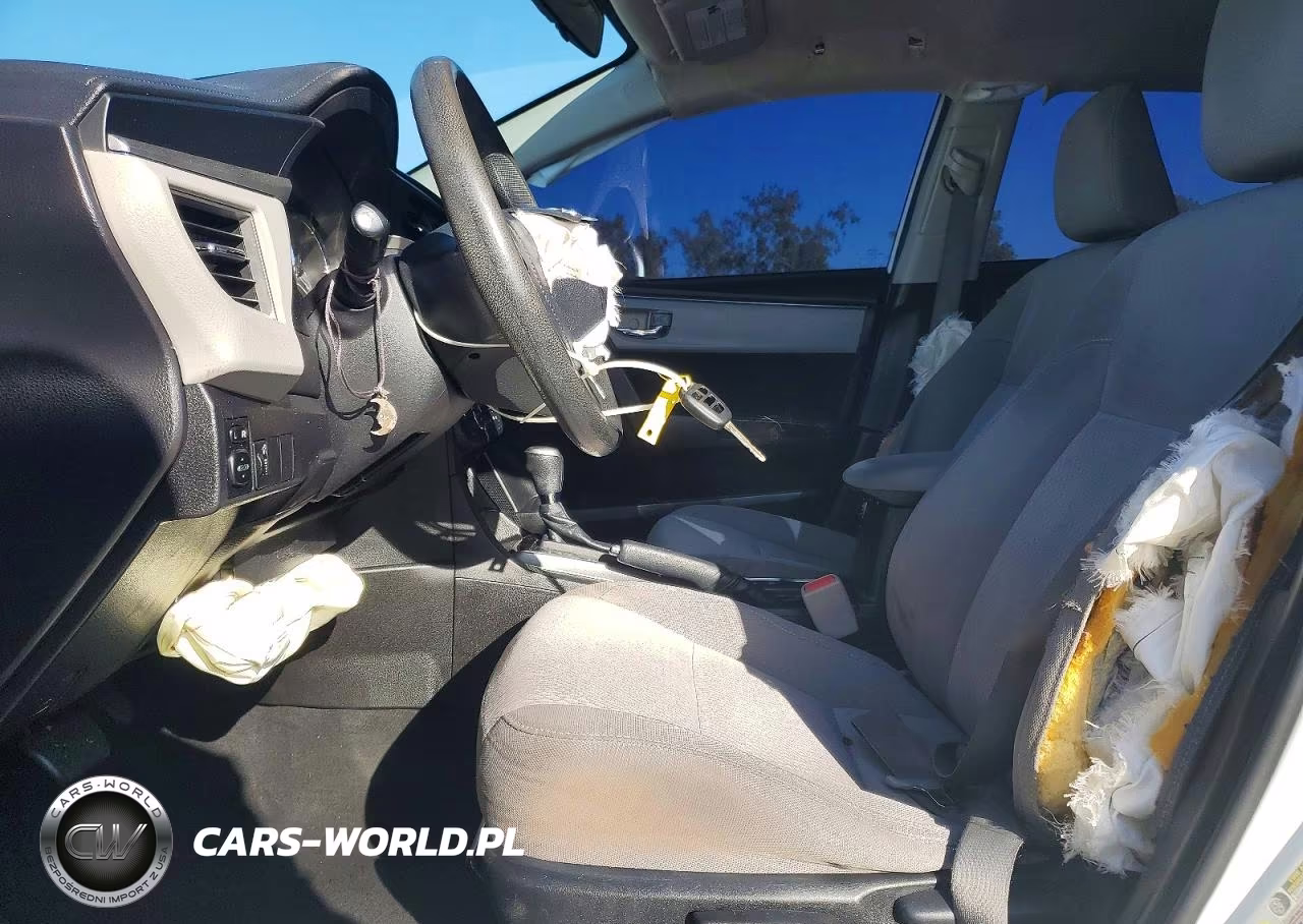 2015 Toyota Corolla Le Plus VIN:5YFBURHE4FP230446 - 7