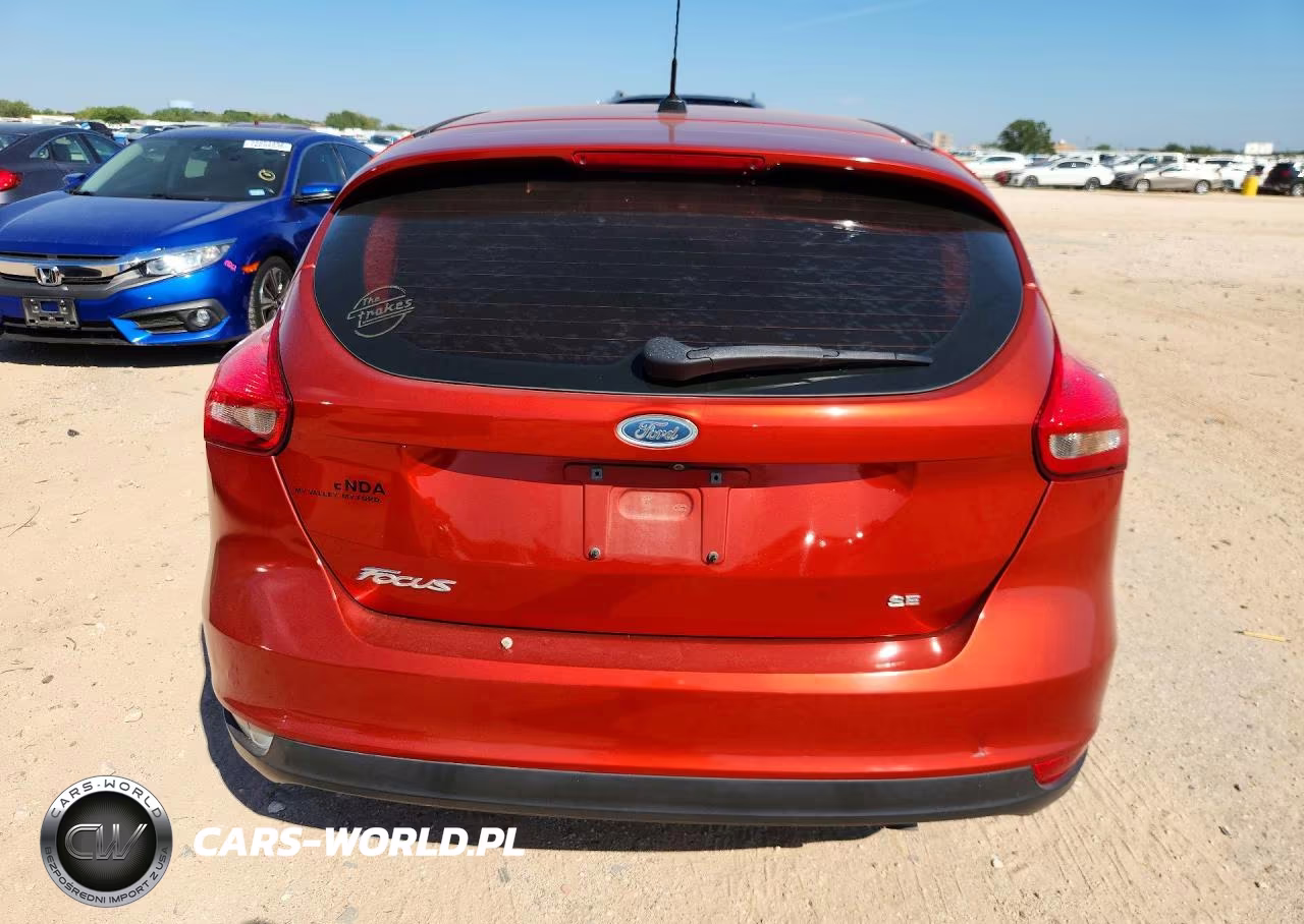 2018 Ford Focus Se VIN:1FADP3K26JL269087 - 6